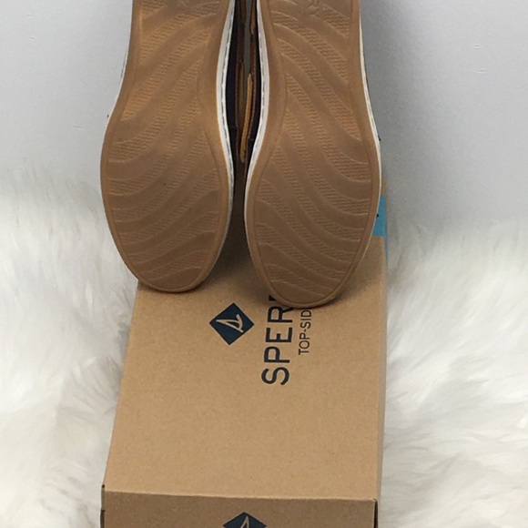 Sperry Shoes. - Picture 5 of 7